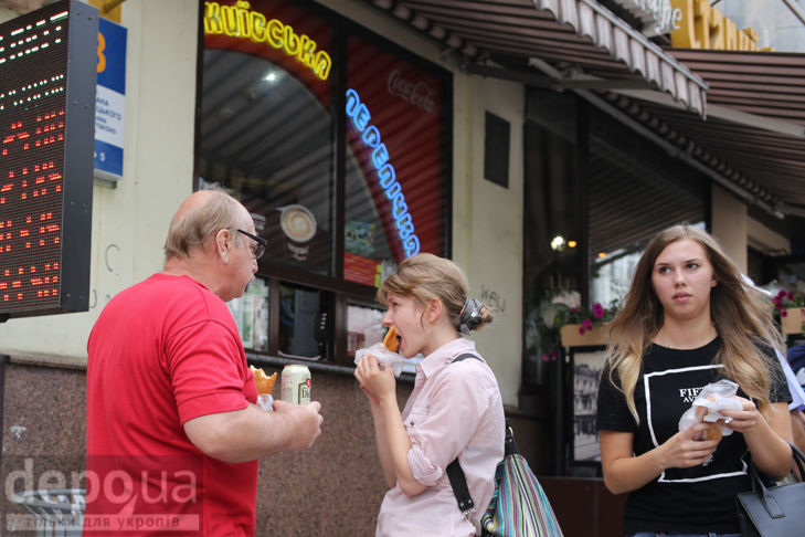 15 фотографій про те, що Київ неможливий без вуличної їжі - фото 5