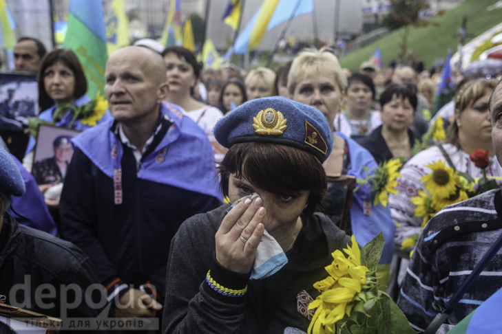 Інший парад: Як центром Києва йшли матері загиблих в АТО військових - фото 27