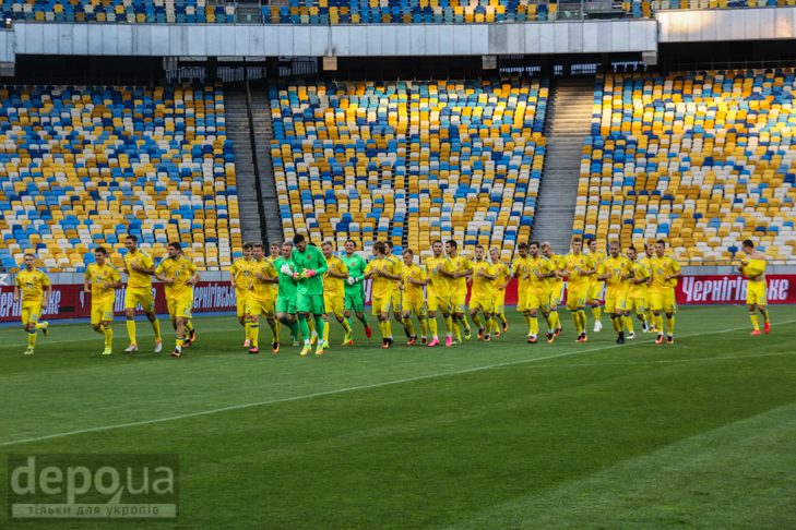 Як збірна України готувалася до гри з Ісландією при непорожніх трибунах - фото 5