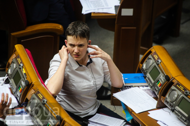 Перший день Савченко в Раді - фото 4