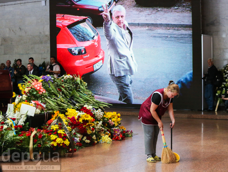 Як Україна прощалась з Павлом Шереметом (ФОТОРЕПОРТАЖ) - фото 31