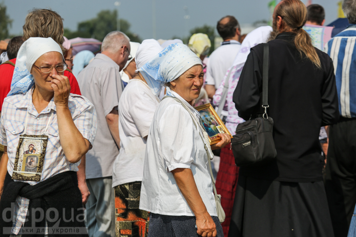 Як відпочивали під Борисполем учасники Хресної ходи - фото 22