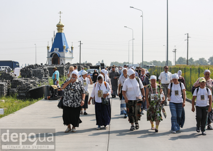 Як відпочивали під Борисполем учасники Хресної ходи - фото 19
