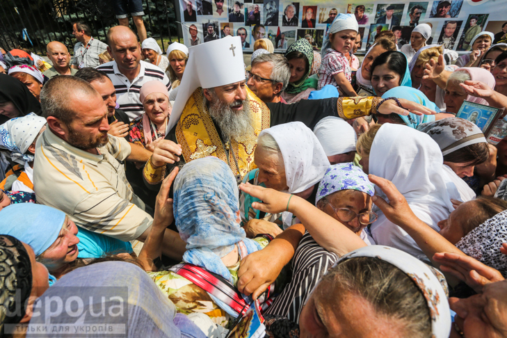 Як УПЦ МП хрестило Русь на Володимирській гірці - фото 4