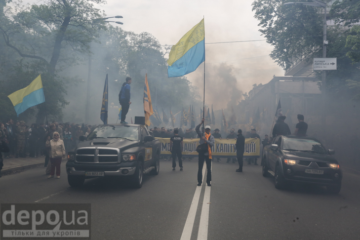 "Азов" влаштував димове пекло під Радою - фото 15