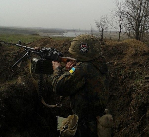Як ультрас воюють за Україну на Донбасі (ФОТО) - фото 1
