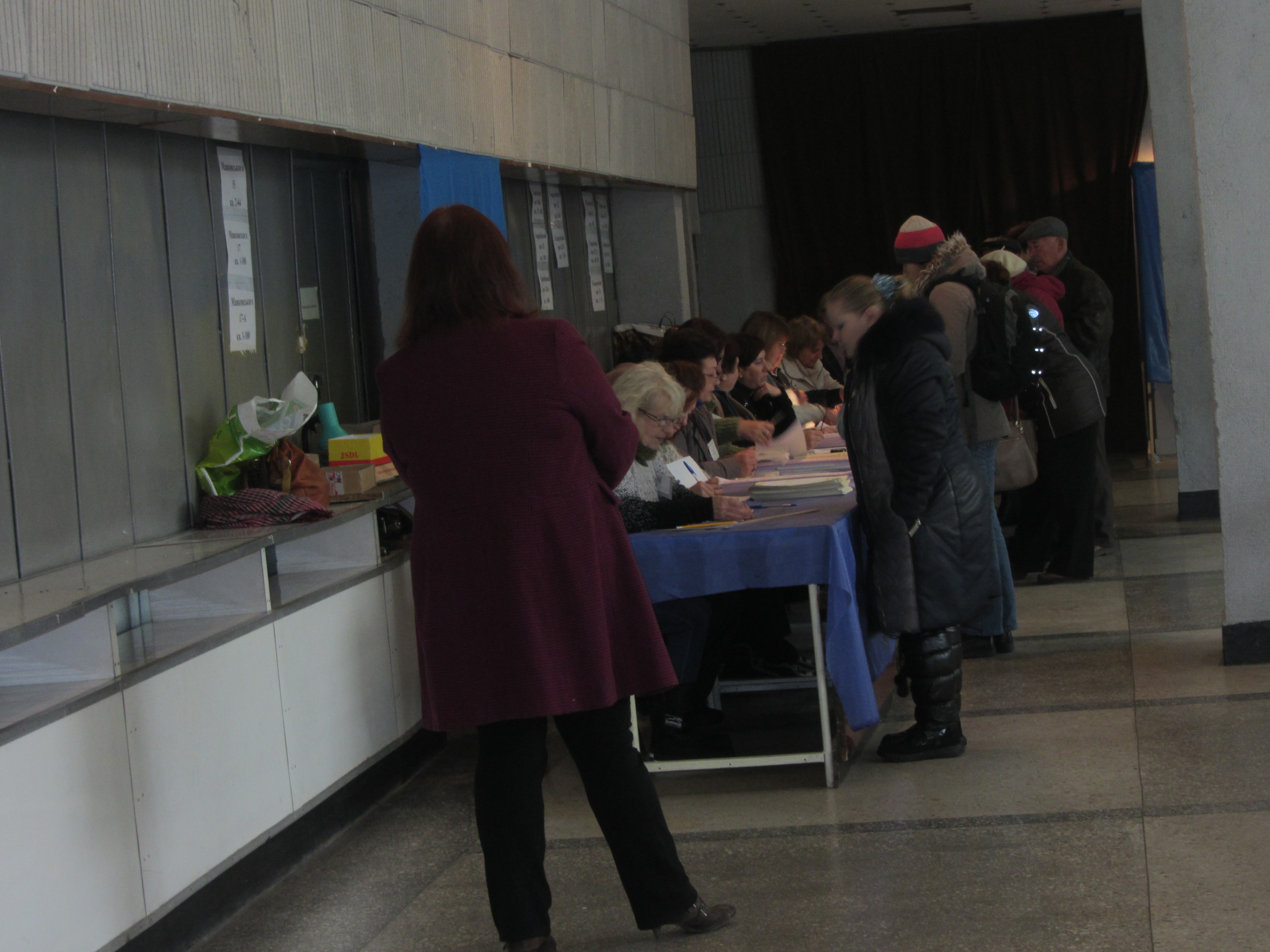 У Сєвєродонецьку дільниці відкрилися вчасно: перебіг голосування спокійний - фото 2