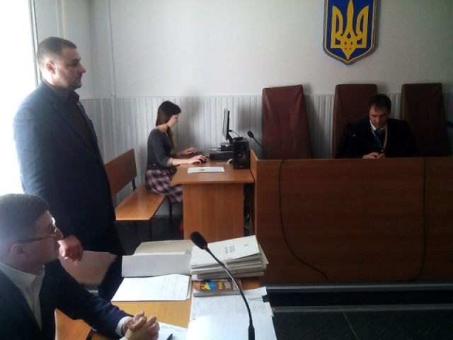 У Миколаєві палили прапори "Новоросії" і судили сепаратистів - фото 4