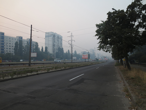 Лівий берег Києва накрило димом - фото 3