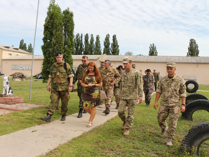 Кам'янець-Подільський відвідали іноземні військові дипломати - фото 4