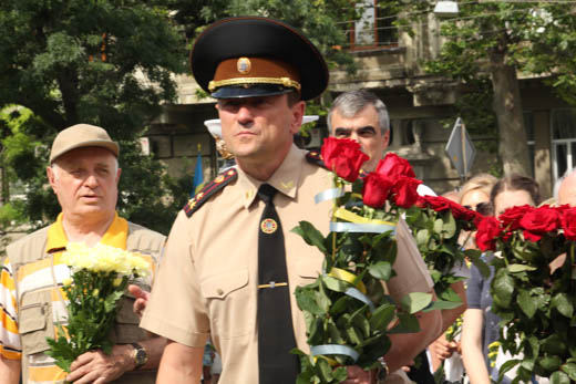 Одесити святкують 20-ту річницю з дня прийняття Конституції України - фото 2