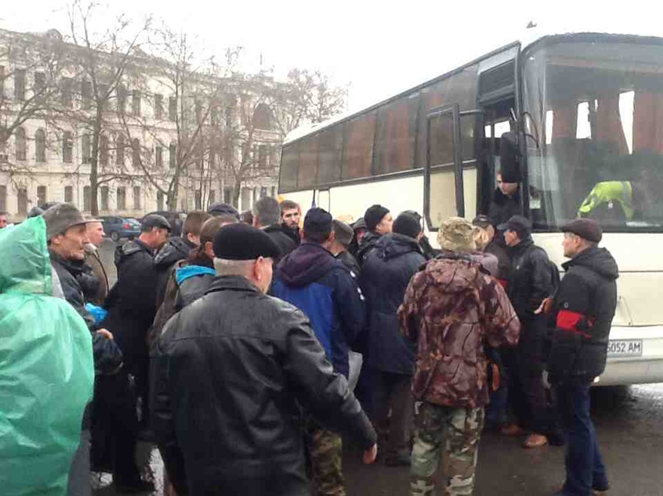 Хроніки окупації Криму: мітинг 26 лютого - фото 9