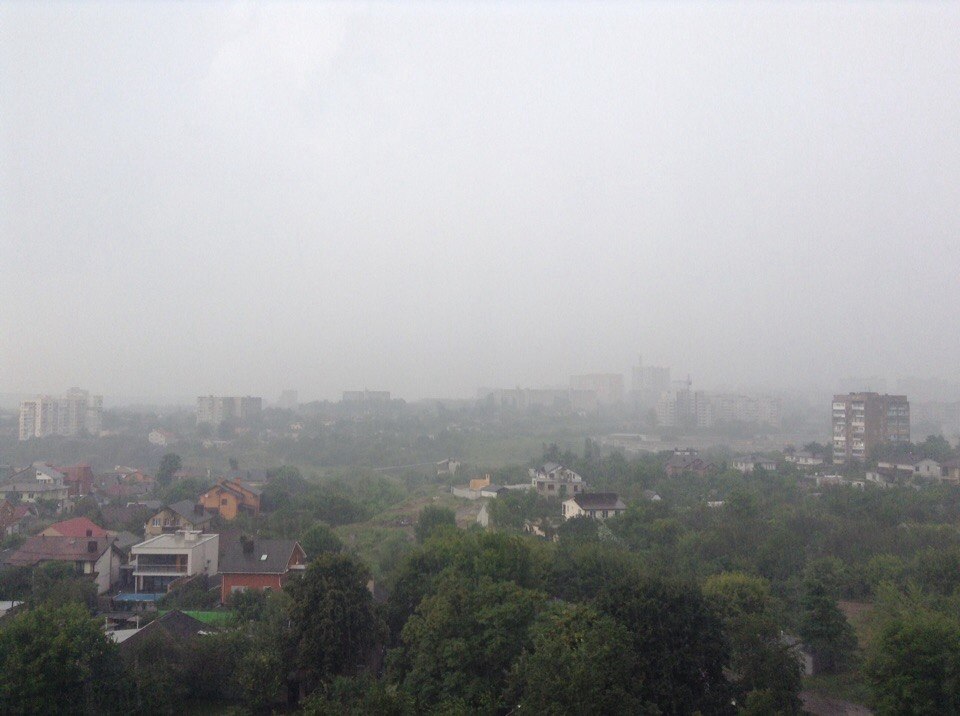 Харків накрила потужна злива (ВІДЕО, ФОТО)  - фото 3