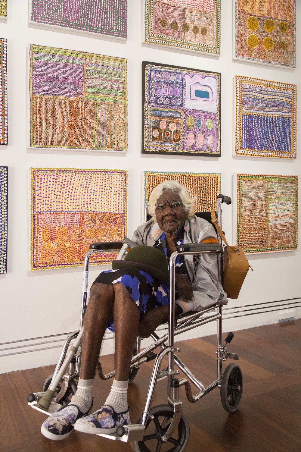 105-річна бабуся стала зіркою інтернету завдяки своїм картинам  - фото 1