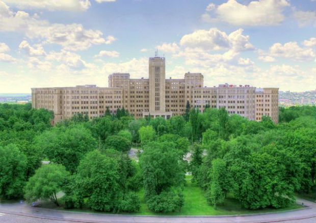 Готуємося до вступу: топ-7 вишів Харкова - фото 1 Готуємося до вступу: топ-7 вишів Харкова - фото 1