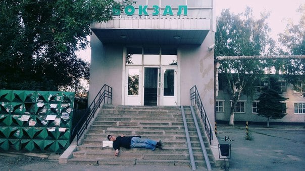 Як виглядає залізничний вокзал у Луганську: місце неповернення (ФОТО) - фото 5