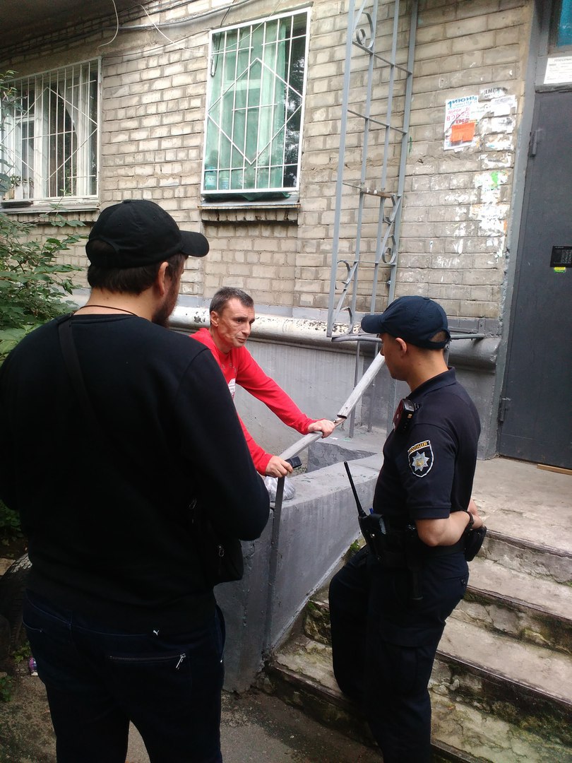 "Азовці" викрили нарко-квартиру в Харкові (ВІДЕО, ФОТО)  - фото 2