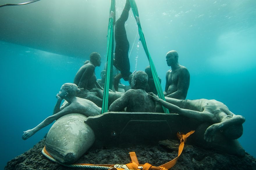 Як виглядає підводний музей в Атлантичному океані  - фото 4