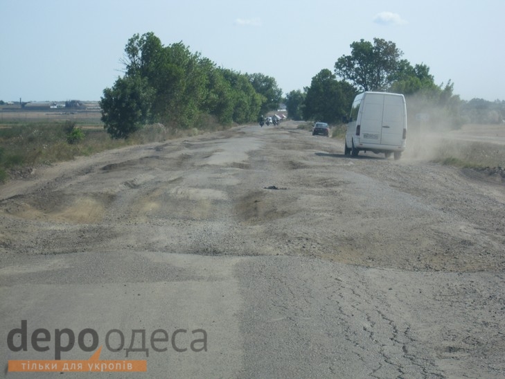 Як на Одещині зникають дороги, на яких міг би піаритись Саакашвілі (ФОТОРЕПОРТАЖ) - фото 25