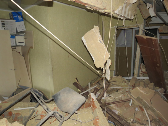 Теракт у Сумах: вночі вибухнув офіс нардепа від Батьківщини (ФОТО, ВІДЕО) - фото 7