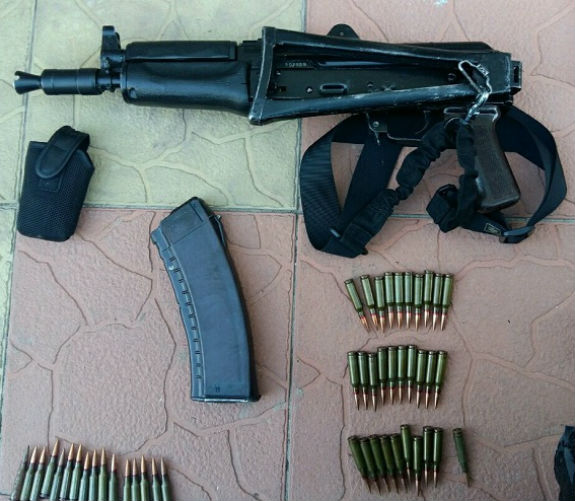 Столична поліція вилучила арсенал зброї, привезений із зони АТО - фото 2 Столична поліція вилучила арсенал зброї, привезений із зони АТО - фото 2