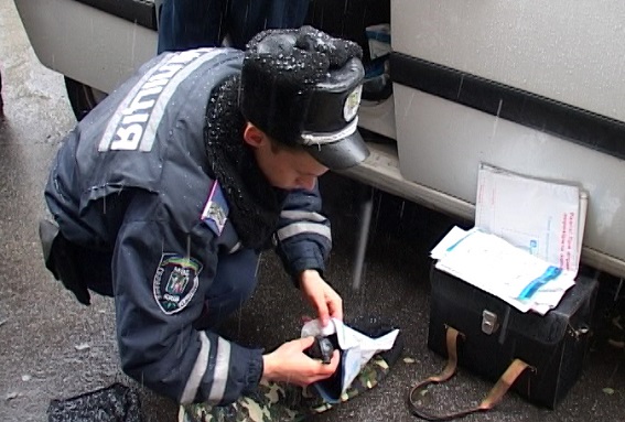 У Києві біля Майдану Незалежності затримали хлопця з гранатами  - фото 1