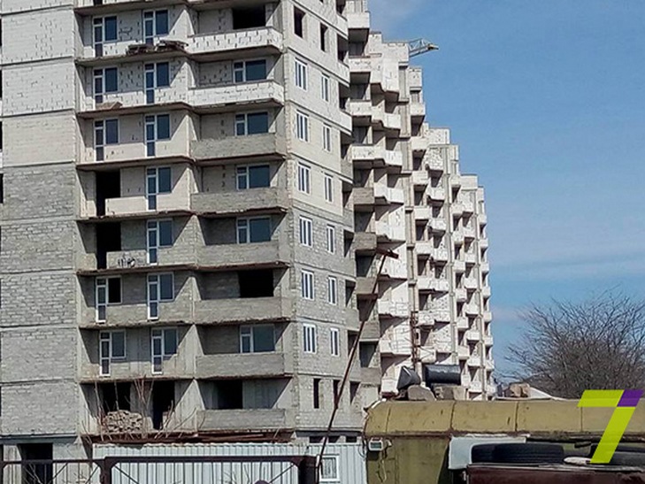 В Одесі інвестори недобудованого житлового комплексу перекрили дорогу - фото 2