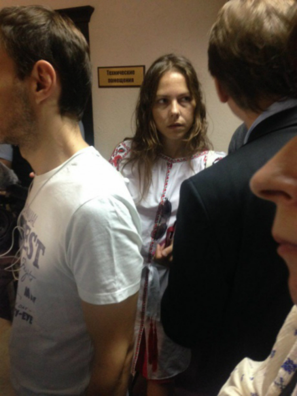 На суд над Сенцовим прийшла сестра Савченко та українські консули  - фото 1