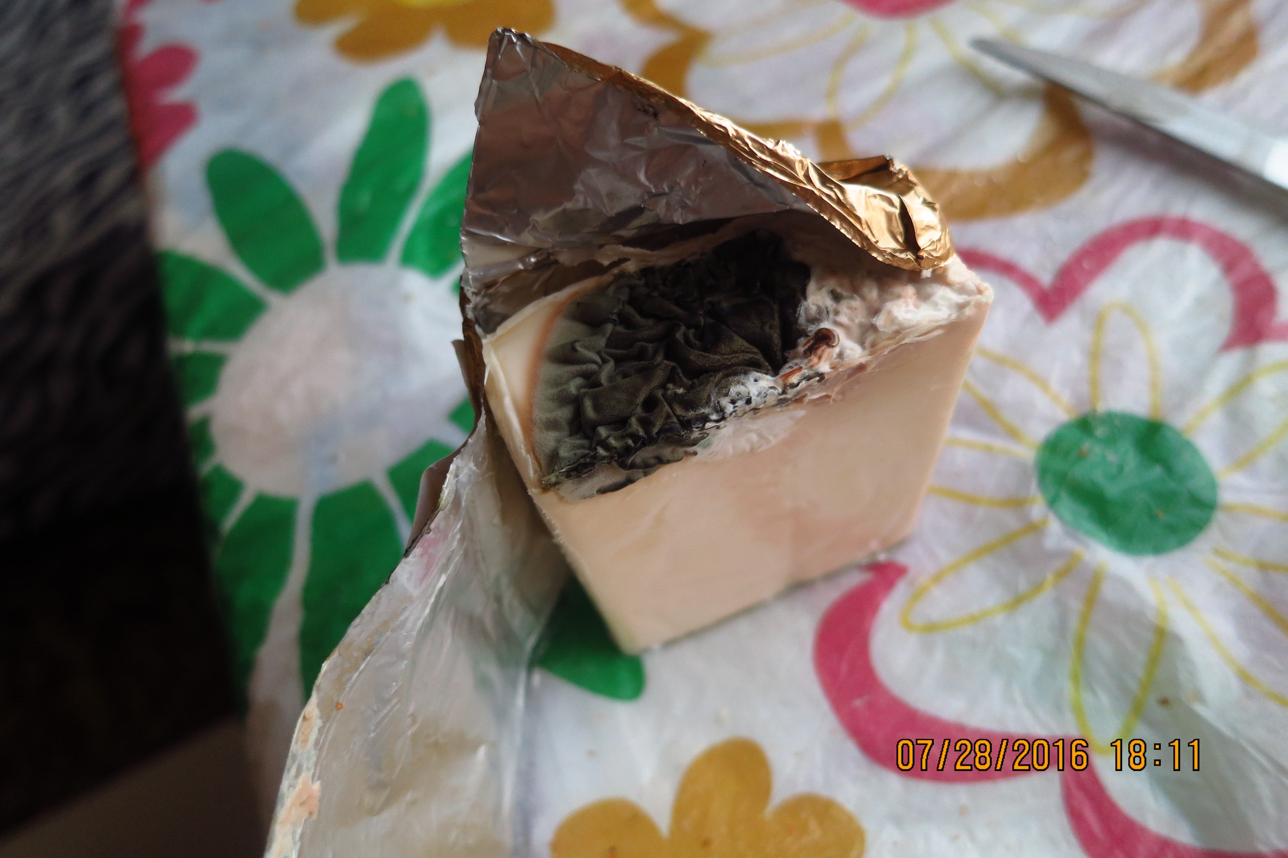 Сир з цвіллю: як на Миколаївщині труять покупців - фото 2