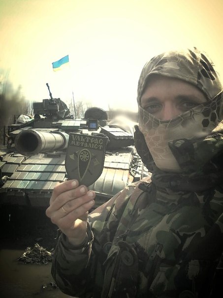Як ультрас воюють за Україну на Донбасі (ФОТО) - фото 12