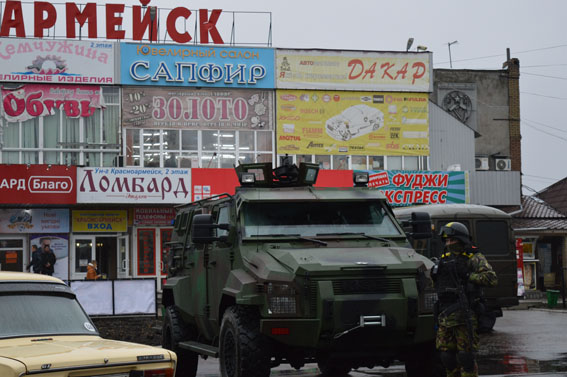 Вибори у Красноармійську: Ситуація спокійна та під контролем правоохоронців - фото 4