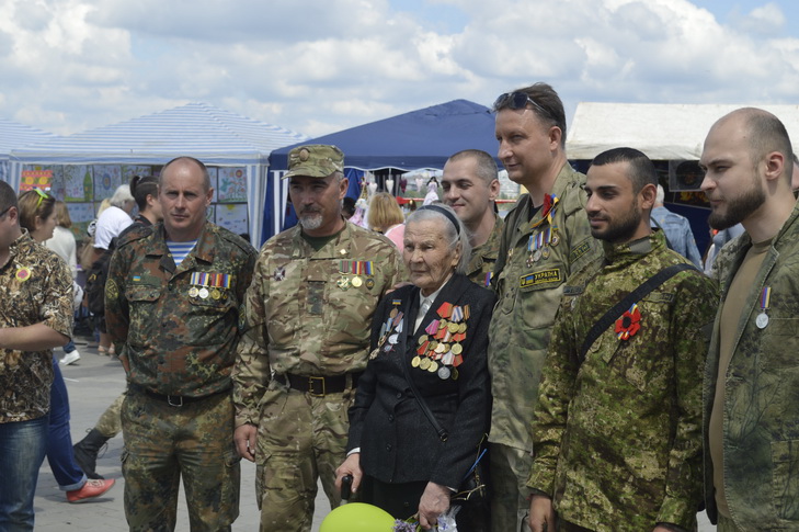 Як у Дніпропетровську відсвяткували 9 травня - фото 16