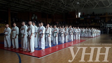 До Вінниці на чемпіонат з карате з'їхались 180 спортсменів - фото 1