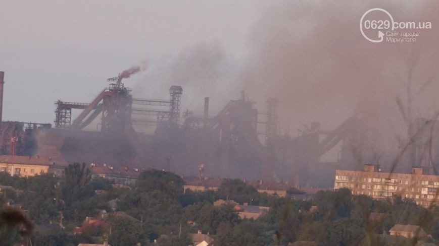Меткомбінат Ахметова знову травить Маріуполь рудим димом (ФОТО) - фото 1