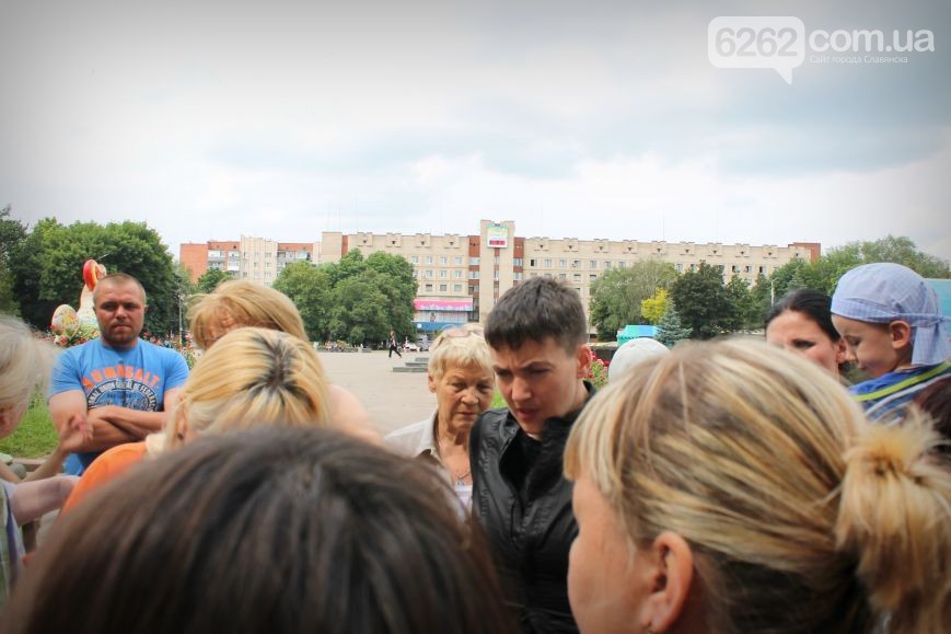 Надія Савченко приїхала в Слов'янськ та зайшла до мера (ФОТО) - фото 2