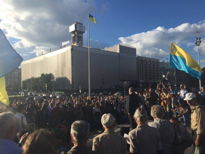У Києві на Майдані почалась акція пам'яті Павла Шеремета - фото 3