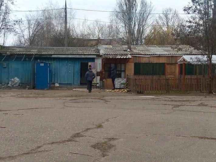 У Миколаєві влаштували "наливайку" біля дитячого майданчику