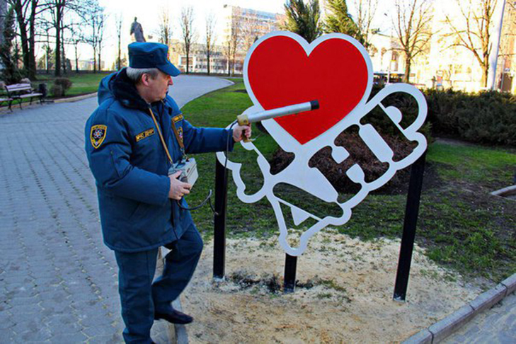 Підсумки тижня в "ДНР": зачистки проукраїнських медиків та кінець "зовнішнім відносинам" - фото 2