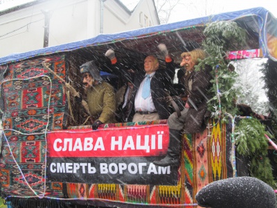 Як на Буковині "бендерівці" страчували Путіна - фото 2