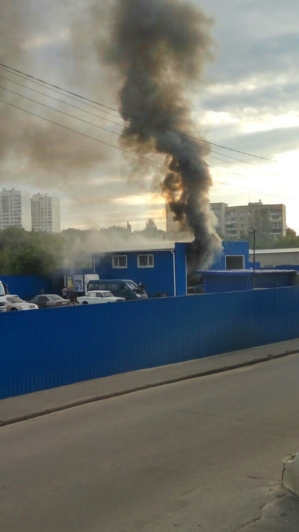 У Харкові на території гаражного кооперативу пролунав вибух (ВІДЕО, ФОТО) - фото 1