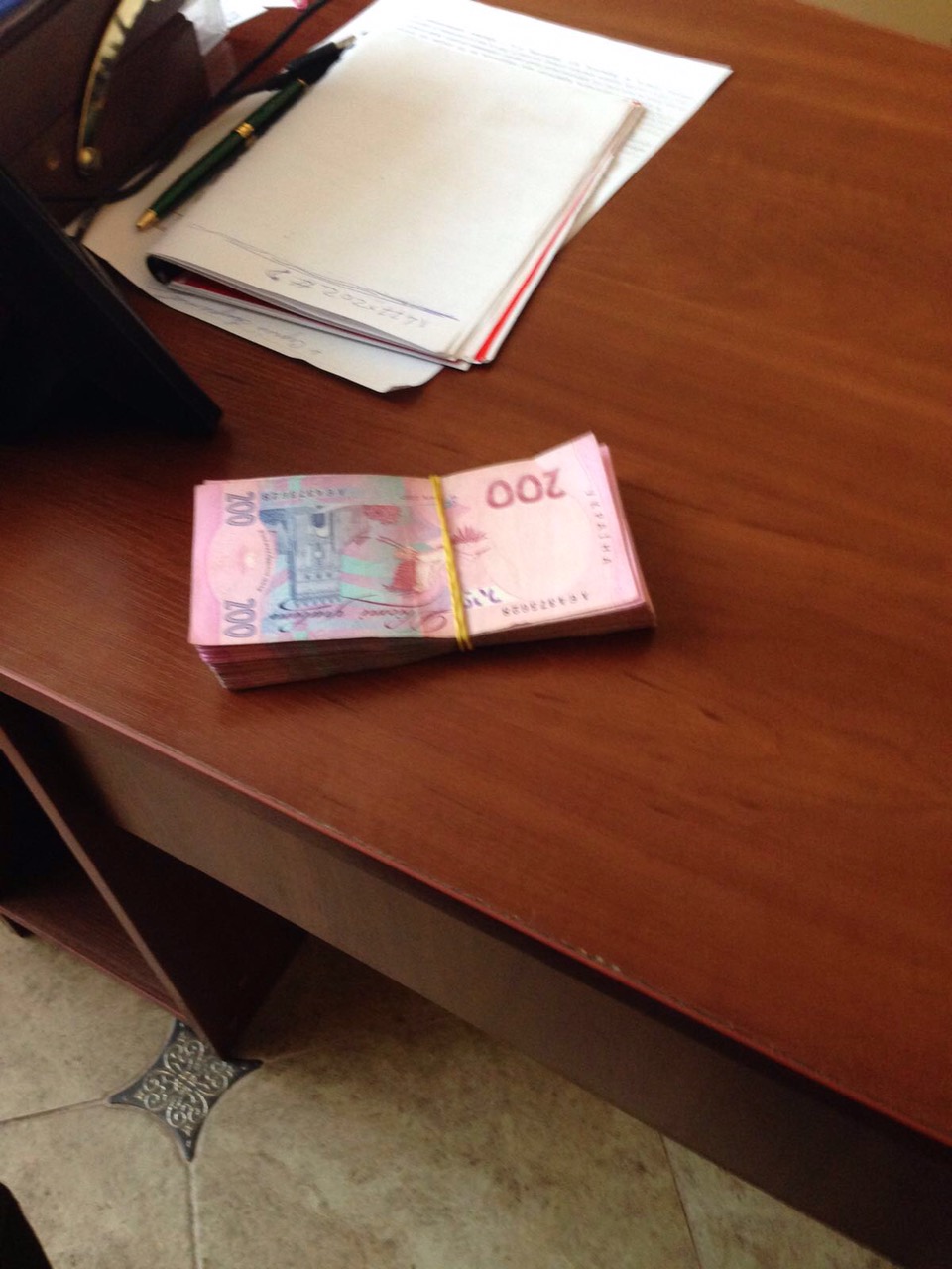 Під Києвом на хабарі впіймали ляшківця-"антикорупціонера" - фото 3