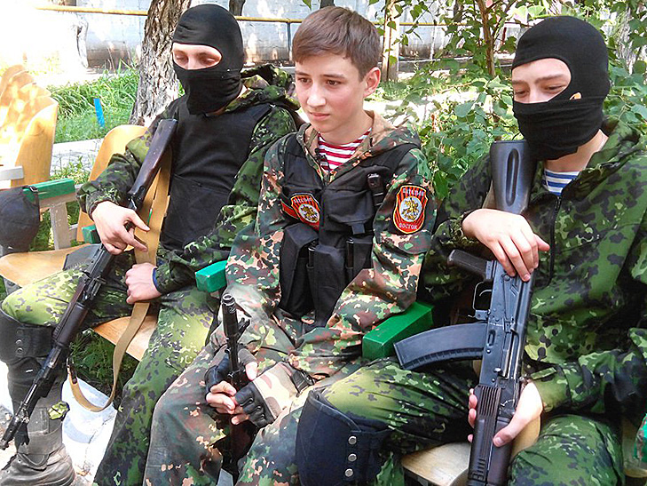 Підсумки тижня в "ЛНР": Голодні бунти в Антрациті та викрадення проукраїнської молоді - фото 2