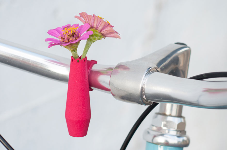Новий хіт сезону: вази, які кріпляться до велосипедів - фото 1