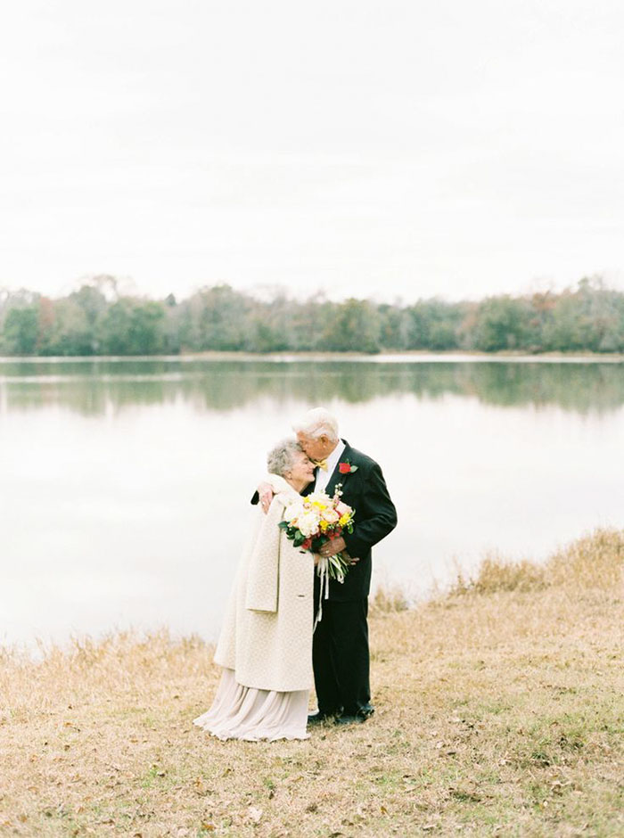 Пара, яка зробила першу весільну фотосесію через 63 роки, підірвала інтернет - фото 2