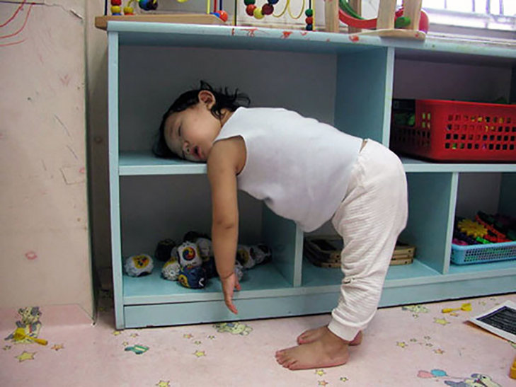 35 кумедних доказів того, що діти можуть заснути де завгодно - фото 14