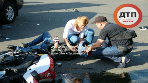 Біля столичного вокзалу на мотоциклі розбився екс-зять Блохіна (ФОТО) - фото 3
