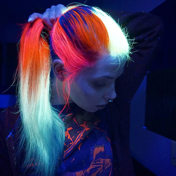Новий тренд волосся, яке світиться у темряві, підірвав інтернет  - фото 4