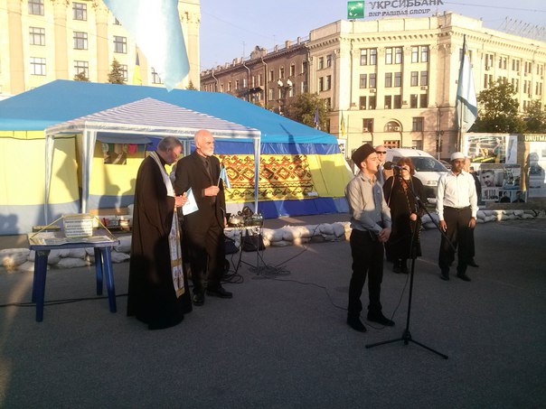 Харків’яни вшановують пам'ять депортованих Сталіним кримських татар  - фото 2