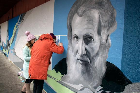 У Львові відкрили величезне графіті, присвячене митрополиту Шептицькому - фото 4