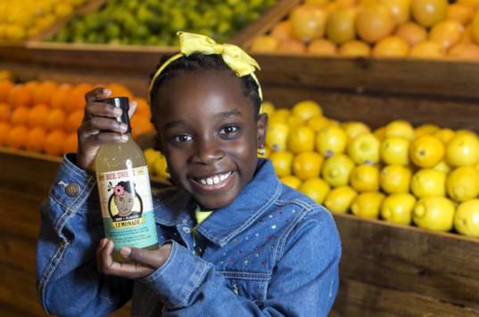11-річна американка підписала контракт на $1 млн на поставки лимонаду - фото 1